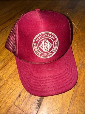 Maroon Trucker Cap - Men's Mesh Baseball Hat
